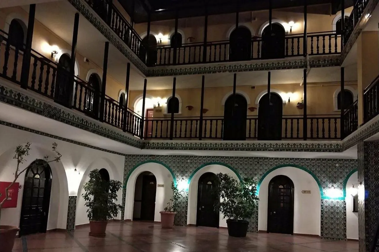 Altinsaray Hotel Кушадасы 3*,